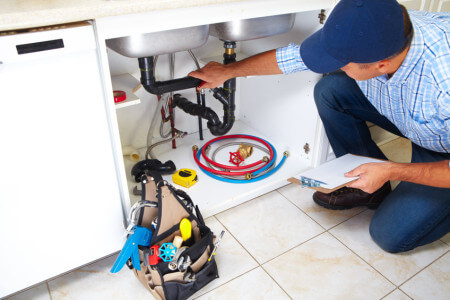 Plumbing Tools You Should Keep in Your Tool Kit