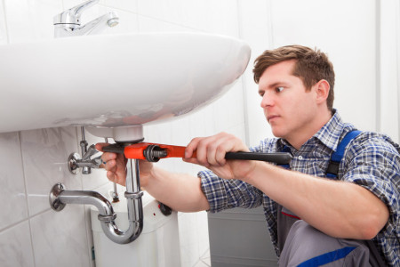 best plumber fixing a bathroom sink
