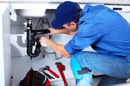 Best plumbing tools for repairing the problem