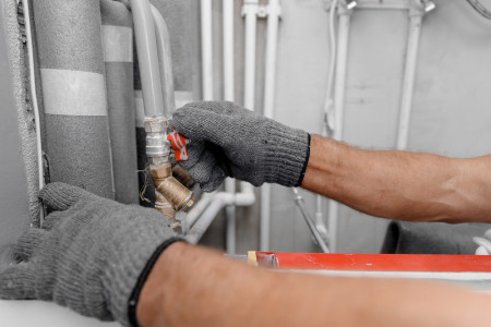 best plumber checks boiler pipes